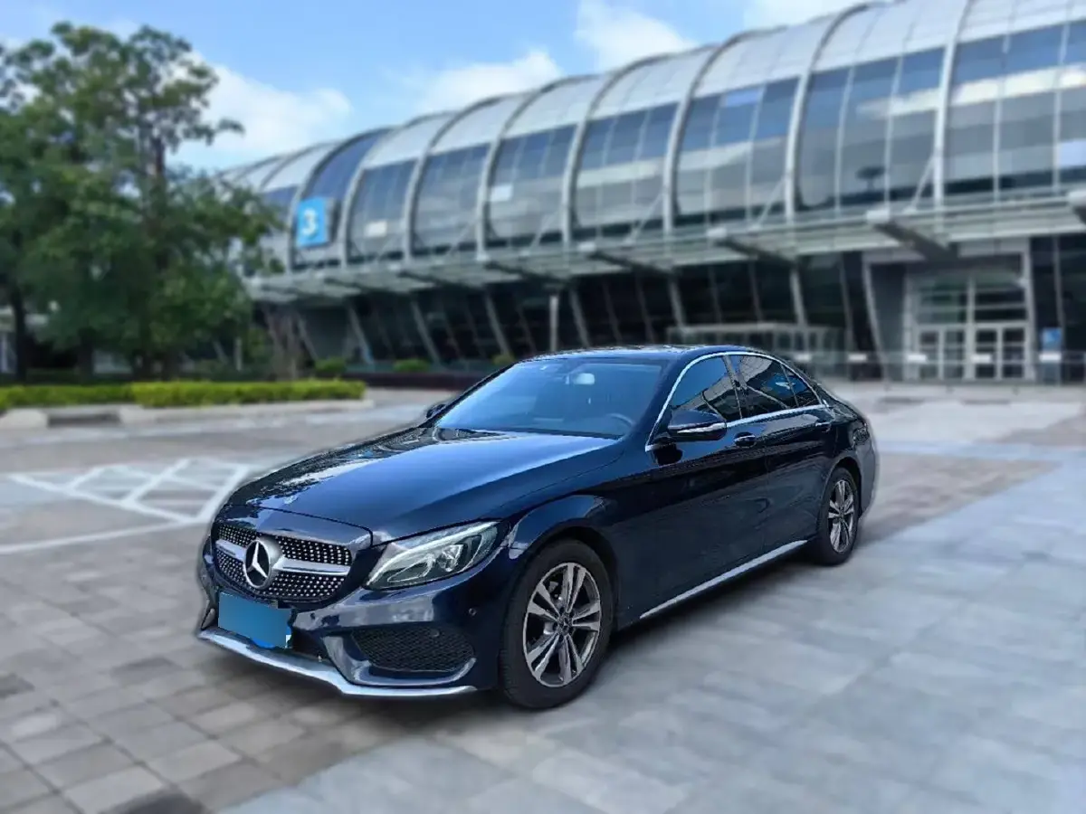 2018 Mercedes-Benz C Class 2.0T 184HP L4 9AT