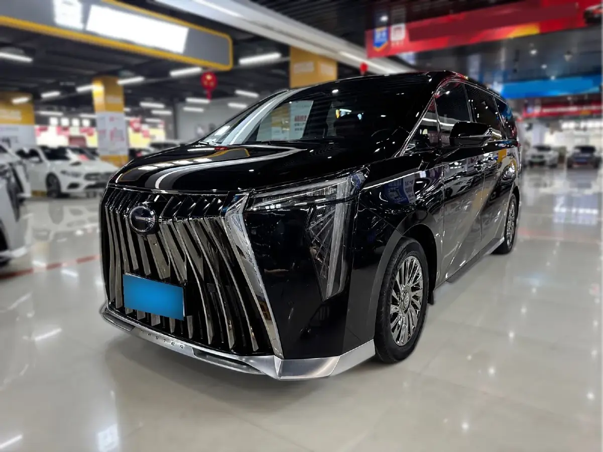 2023 GAC Trumpchi M8 2.0T 190HP L4 E-CVT Hybrid