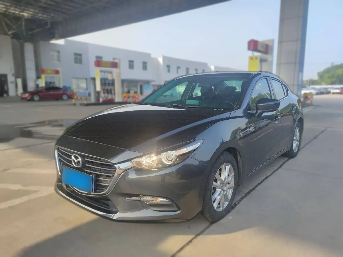 2017 Mazda 3 Axela 1.5L 117HP L4 6AT