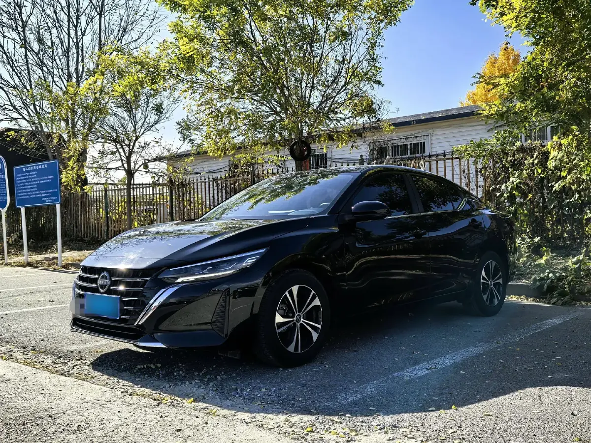 2023 Nissan Sylphy 1.6L 135HP L4 CVT