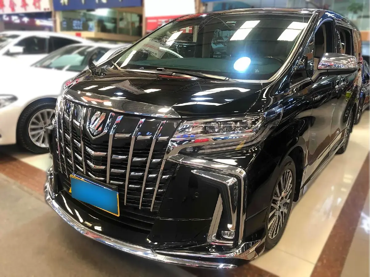 2018 Toyota Alphard 3.5L 275HP V6 6AT