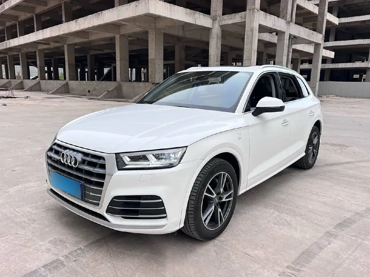 2020 Audi Q5L 2.0T 190HP L4 7DCT