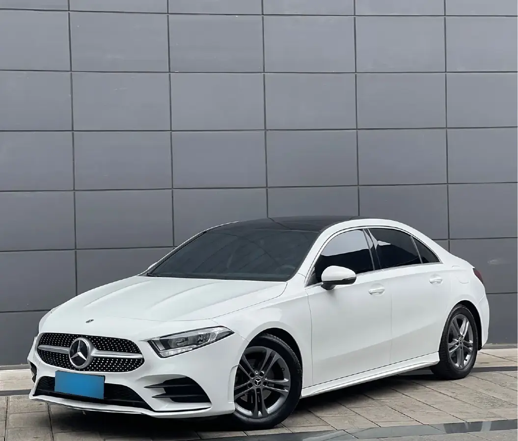 2022 Mercedes-Benz A Class 1.3T 136HP L4 7DCT
