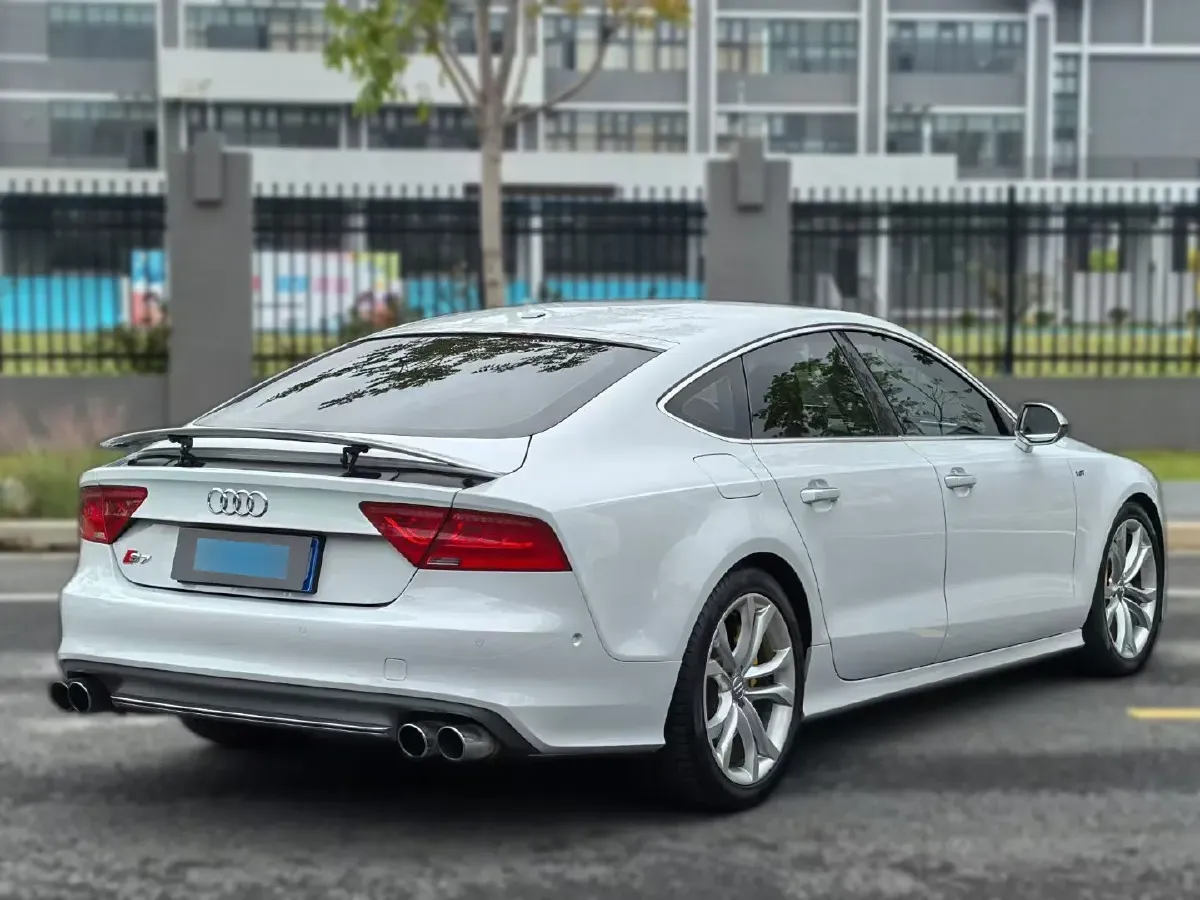 2016 Audi S7 4.0T 450HP V8 7DCT,autocango,china used car exporter,china ev exporter,chinese used car exporter,chinese used ev exporter