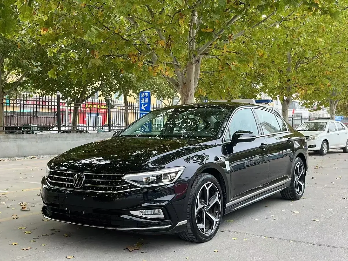 2023 Volkswagen Magotan 2.0T 186HP L4 7DCT