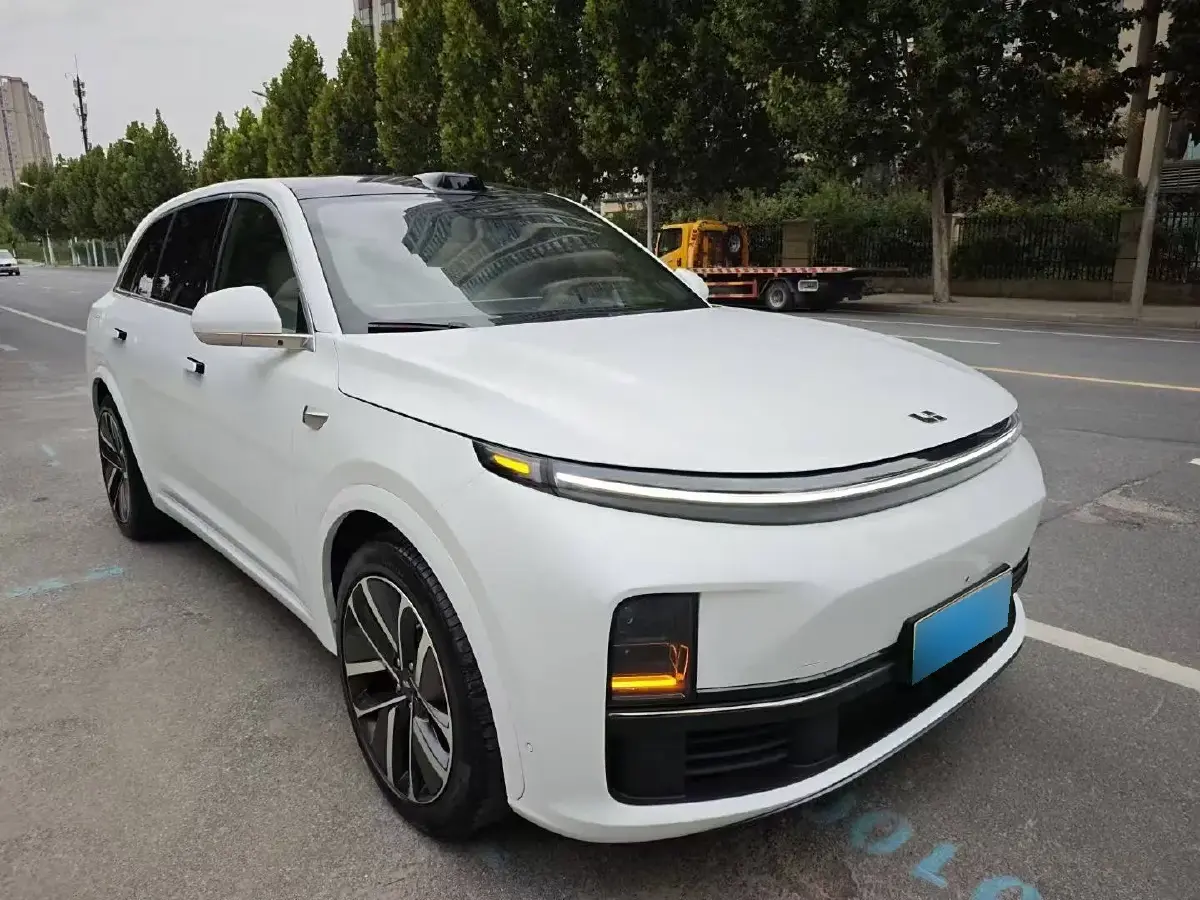 2023 Li L7 Range Extended 154HP REEV 40.9KWH