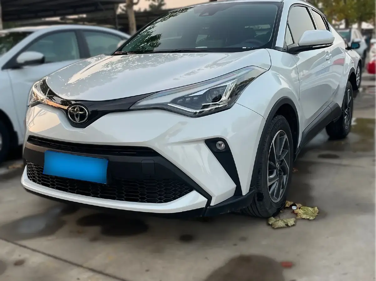 2021 Toyota C-HR 2.0L 171HP L4 CVT
