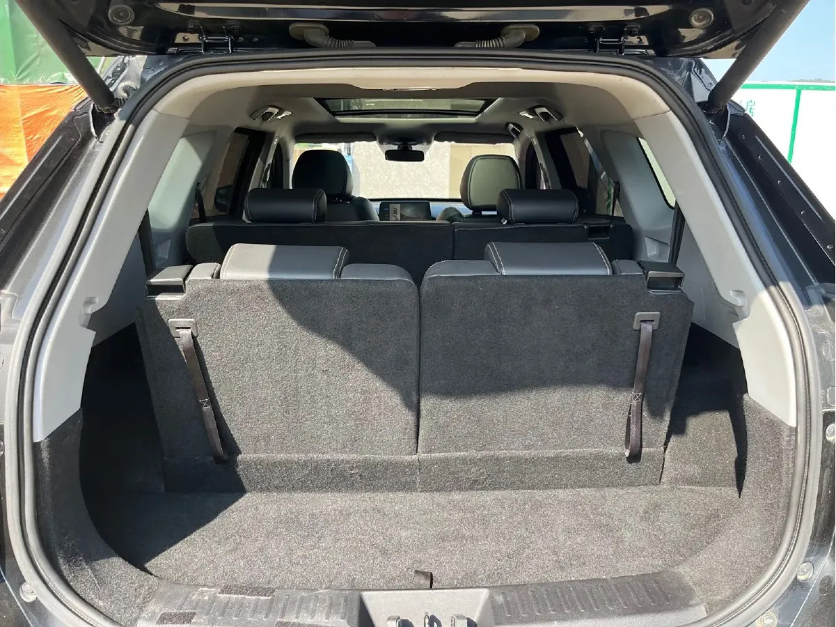 2020 Chery Tiggo 8 1.6T 197HP L4 7DCT,autocango,china used car exporter,china ev exporter,chinese used car exporter,chinese used ev exporter