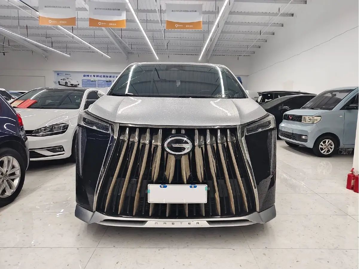 2023 GAC Trumpchi M8 2.0T 252HP L4 8AT