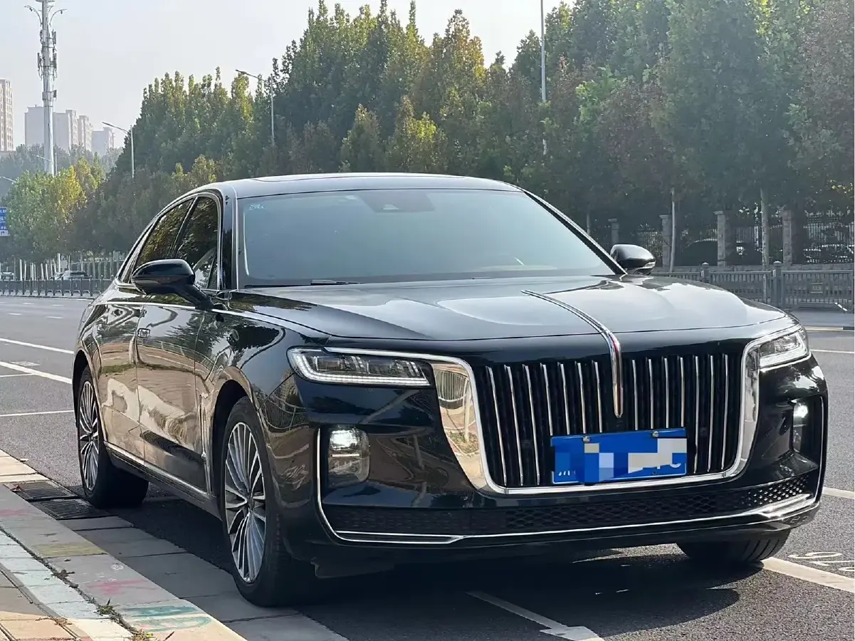 2022 HongQi H9 2.0T 252HP L4 7DCT