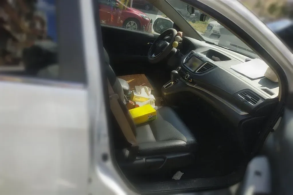 2015 Honda CR-V 2.0L 155HP L4 CVT,autocango,china used car exporter,china ev exporter,chinese used car exporter,chinese used ev exporter