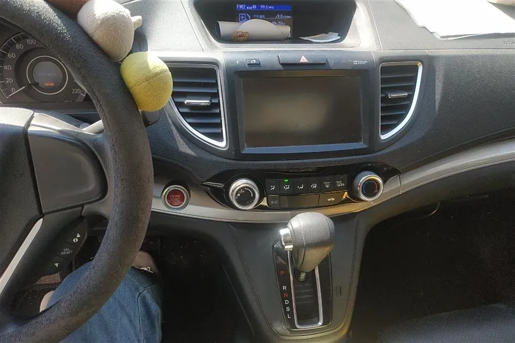 2015 Honda CR-V 2.0L 155HP L4 CVT,autocango,china used car exporter,china ev exporter,chinese used car exporter,chinese used ev exporter