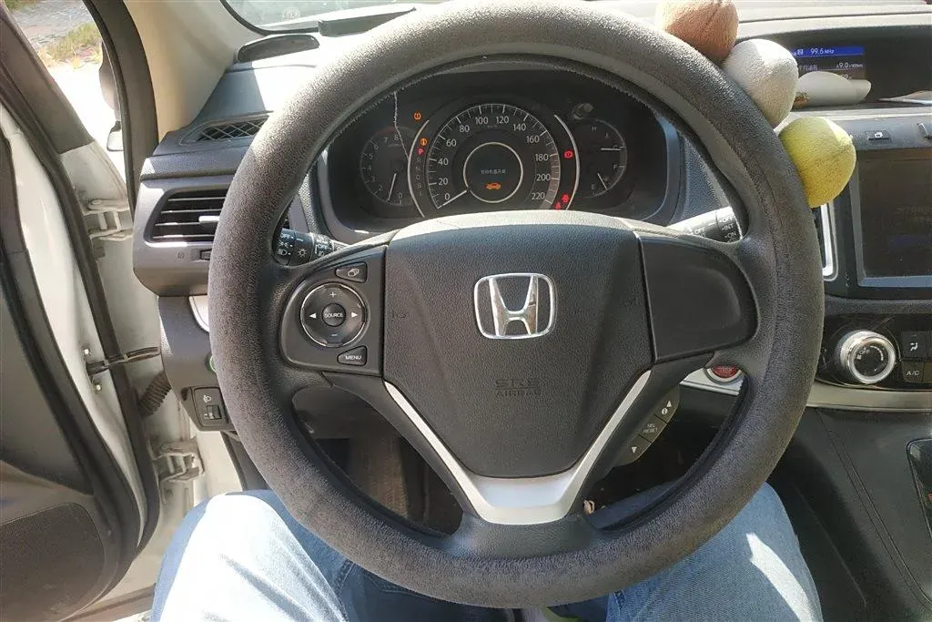 2015 Honda CR-V 2.0L 155HP L4 CVT,autocango,china used car exporter,china ev exporter,chinese used car exporter,chinese used ev exporter