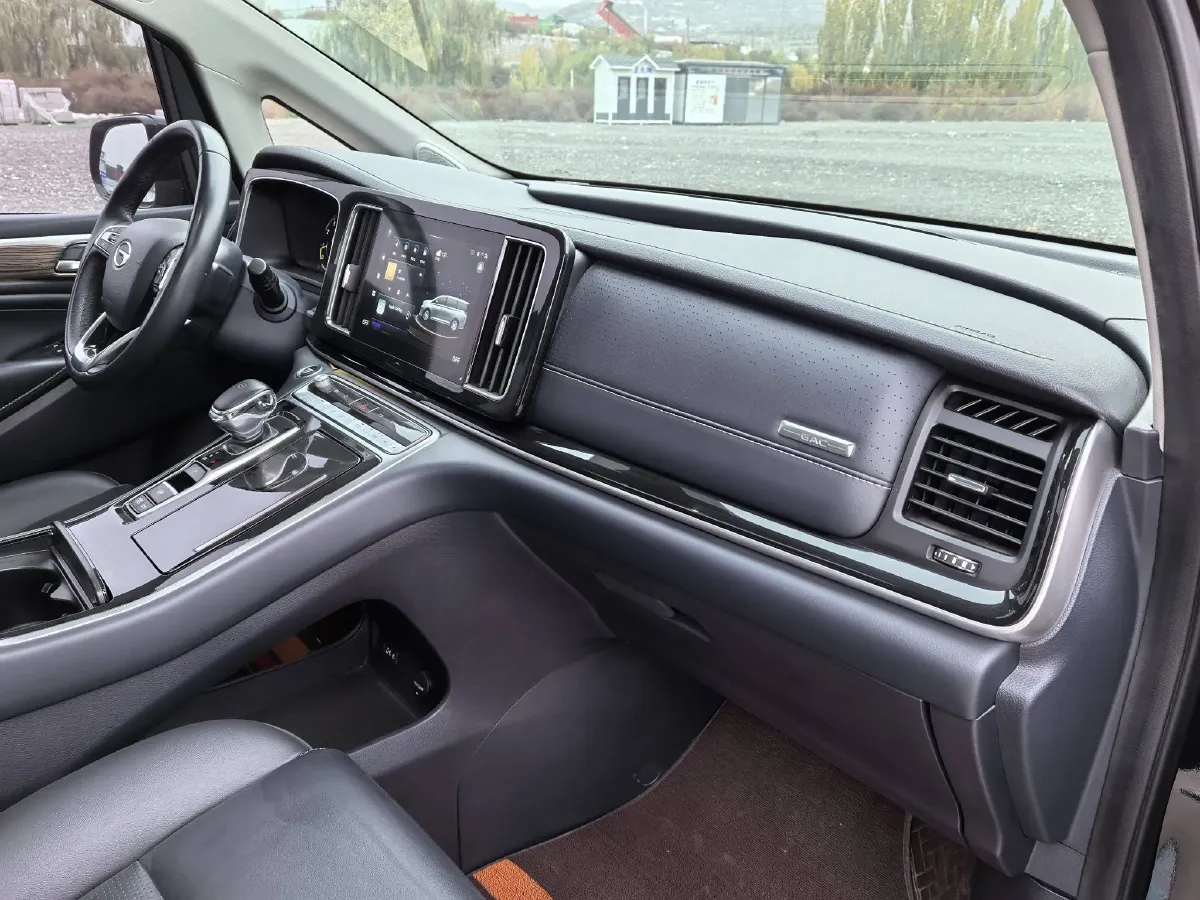 2023 GAC Trumpchi M8 2.0T 252HP L4 8AT,autocango,china used car exporter,china ev exporter,chinese used car exporter,chinese used ev exporter