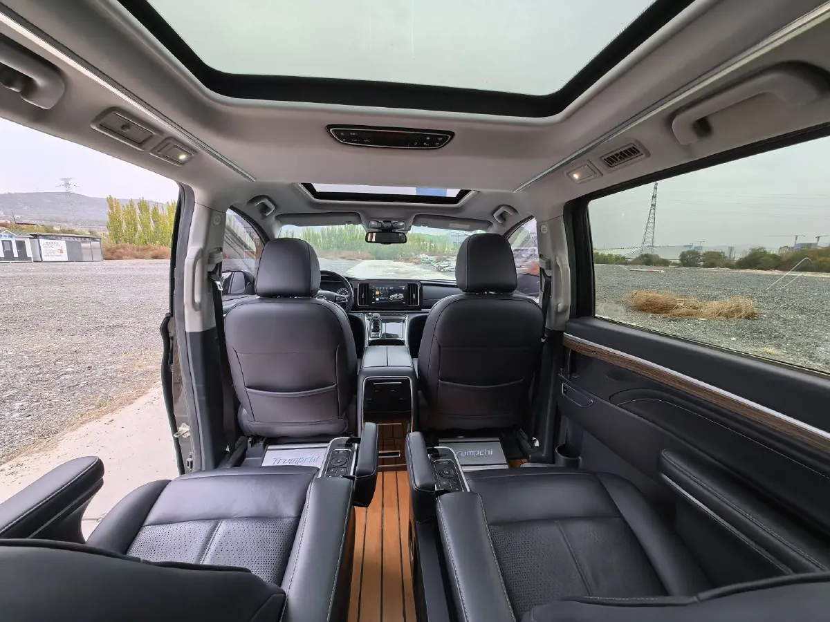 2023 GAC Trumpchi M8 2.0T 252HP L4 8AT,autocango,china used car exporter,china ev exporter,chinese used car exporter,chinese used ev exporter