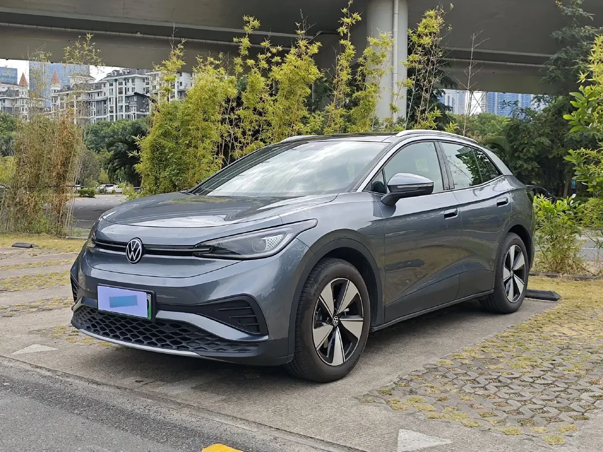 2025 Volkswagen ID.4 X BEV 52.8KWH