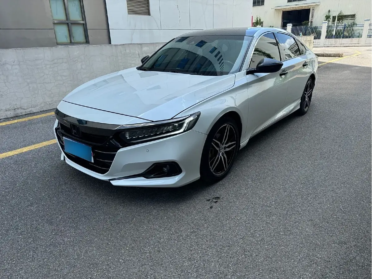2022 Honda Accord 1.5T 194HP L4 CVT