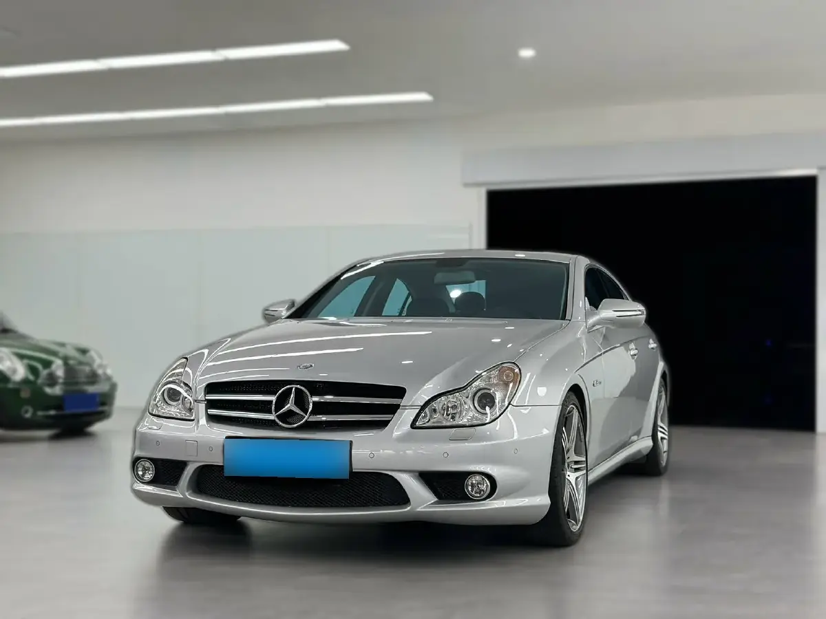 2008 Mercedes-Benz CLS AMG 6.2L 514HP V8 7AT