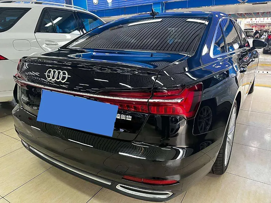 2021 Audi A6L 2.0T 224HP L4 7DCT,autocango,china used car exporter,china ev exporter,chinese used car exporter,chinese used ev exporter
