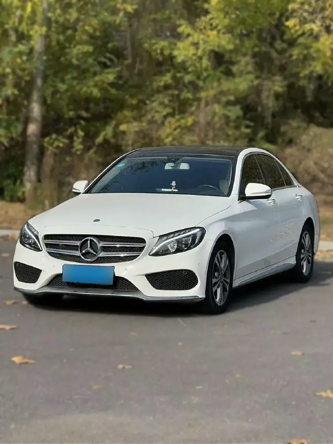 2018 Mercedes-Benz C Class 2.0T 184HP L4 9AT