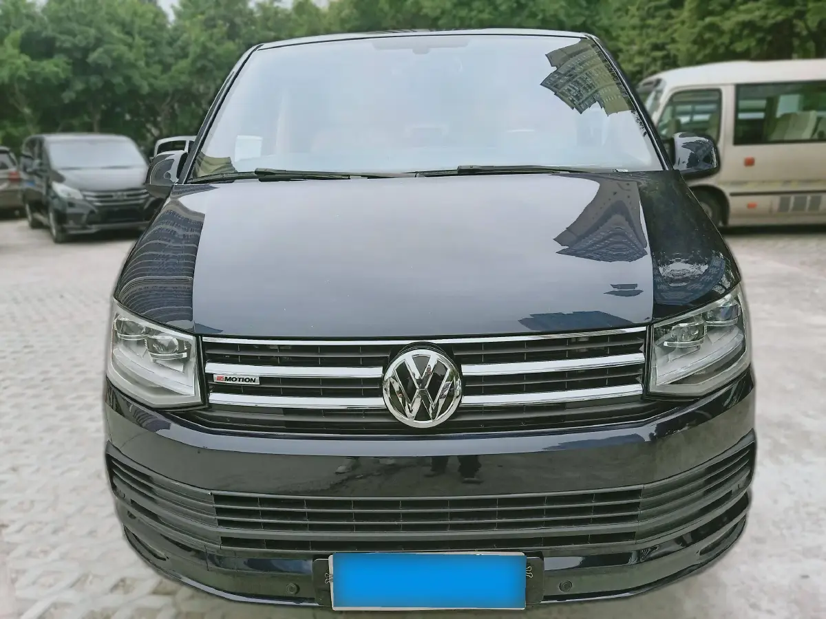 2019 Volkswagen Caravelle 2.0T 204HP L4 7DCT