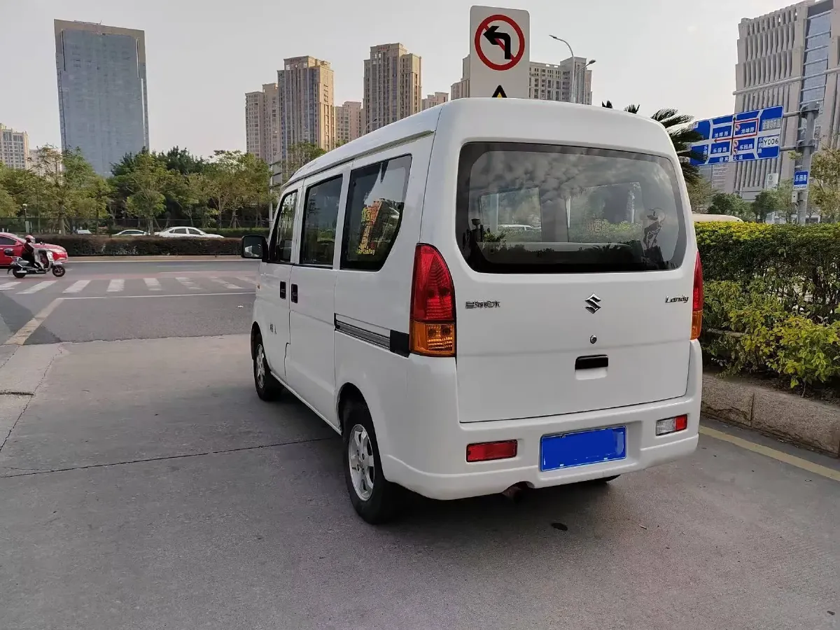 2010 Suzuki Landy 1.2L 95HP L4 5MT,autocango,china used car exporter,china ev exporter,chinese used car exporter,chinese used ev exporter