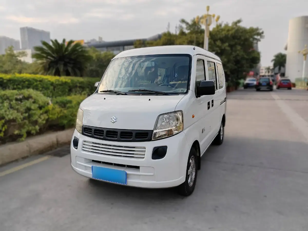 2010 Suzuki Landy 1.2L 95HP L4 5MT