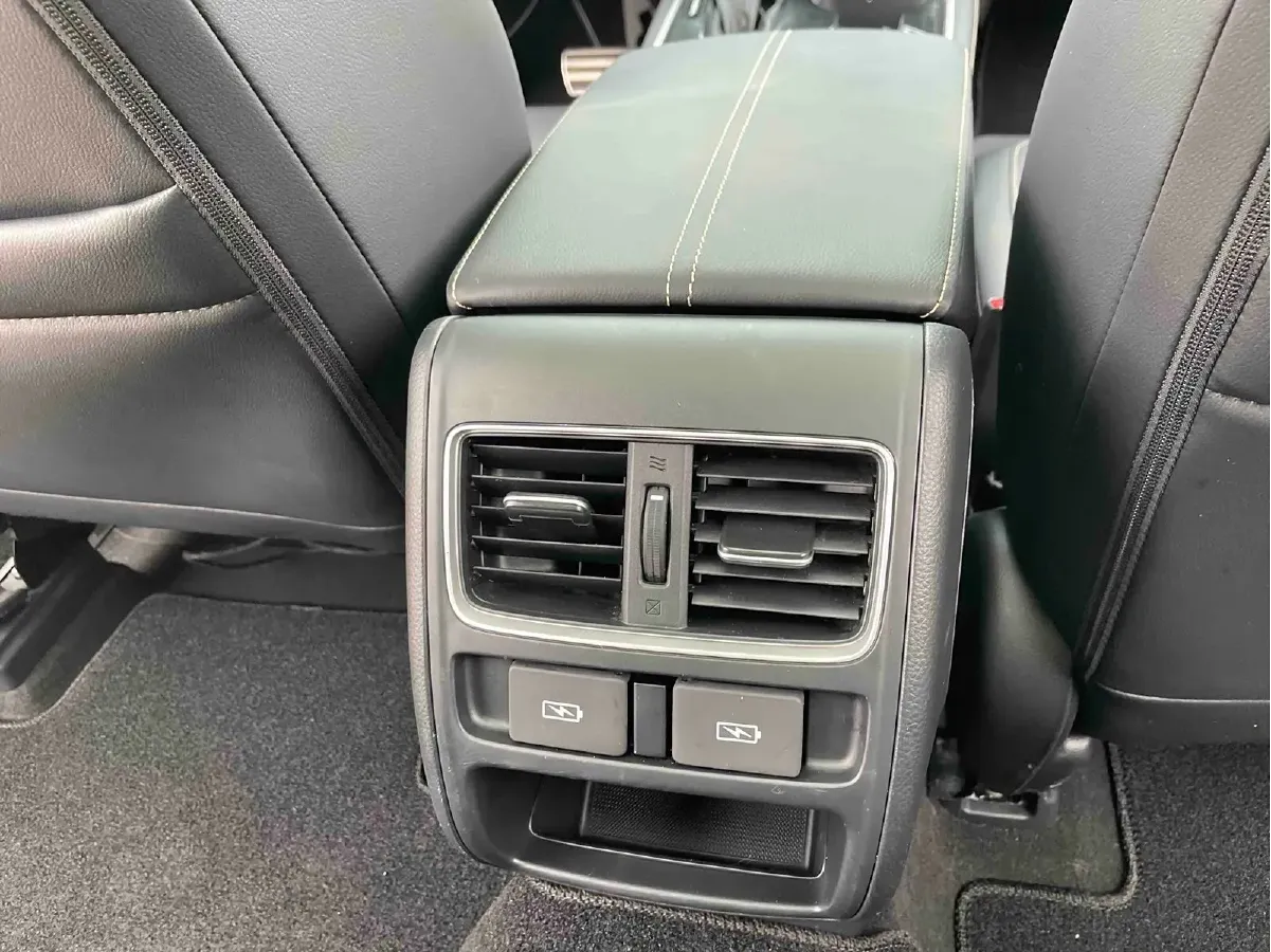 2022 Honda Accord 1.5T 194HP L4 CVT,autocango,china used car exporter,china ev exporter,chinese used car exporter,chinese used ev exporter