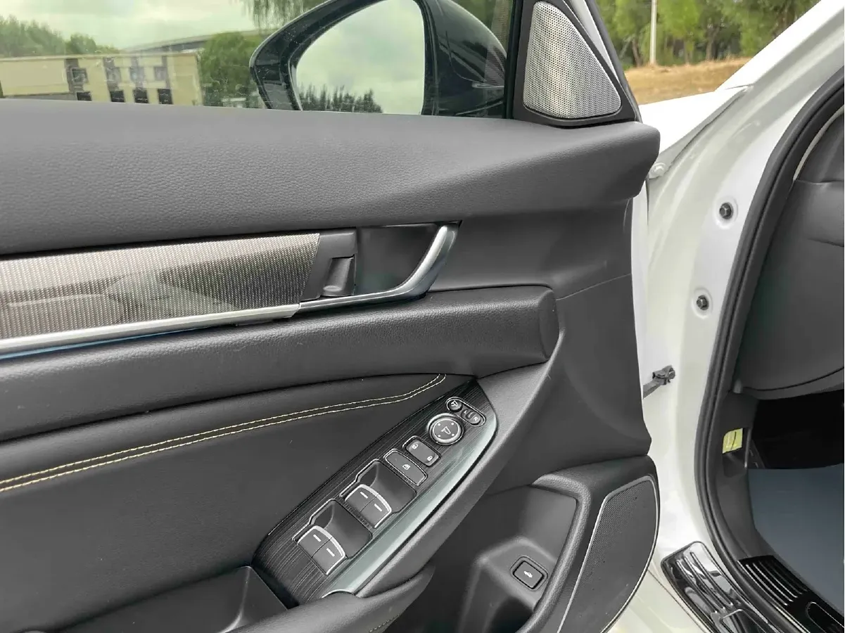 2022 Honda Accord 1.5T 194HP L4 CVT,autocango,china used car exporter,china ev exporter,chinese used car exporter,chinese used ev exporter