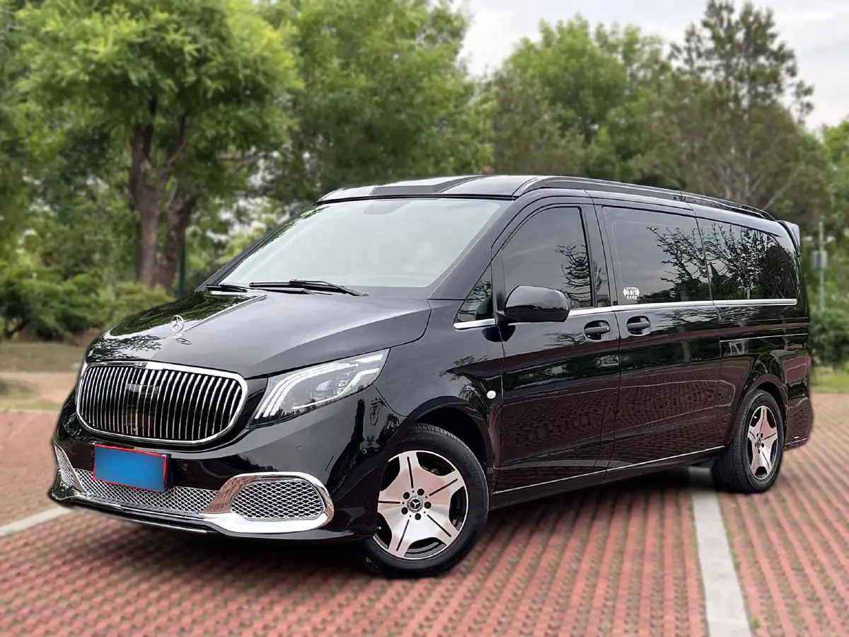 2018 Mercedes-Benz Vito 2.0T 211HP L4 7AT