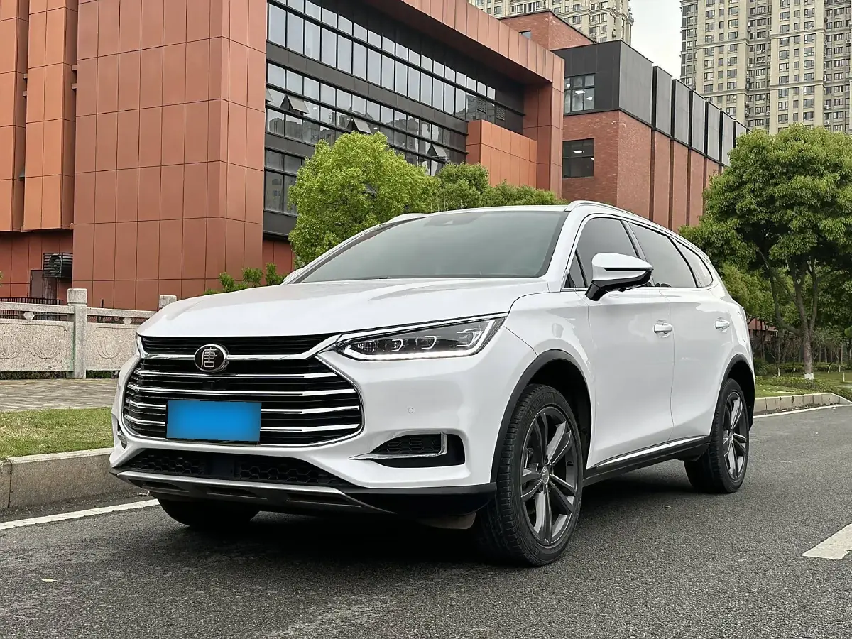2021 BYD Tang 2.0T 192HP L4 6AT