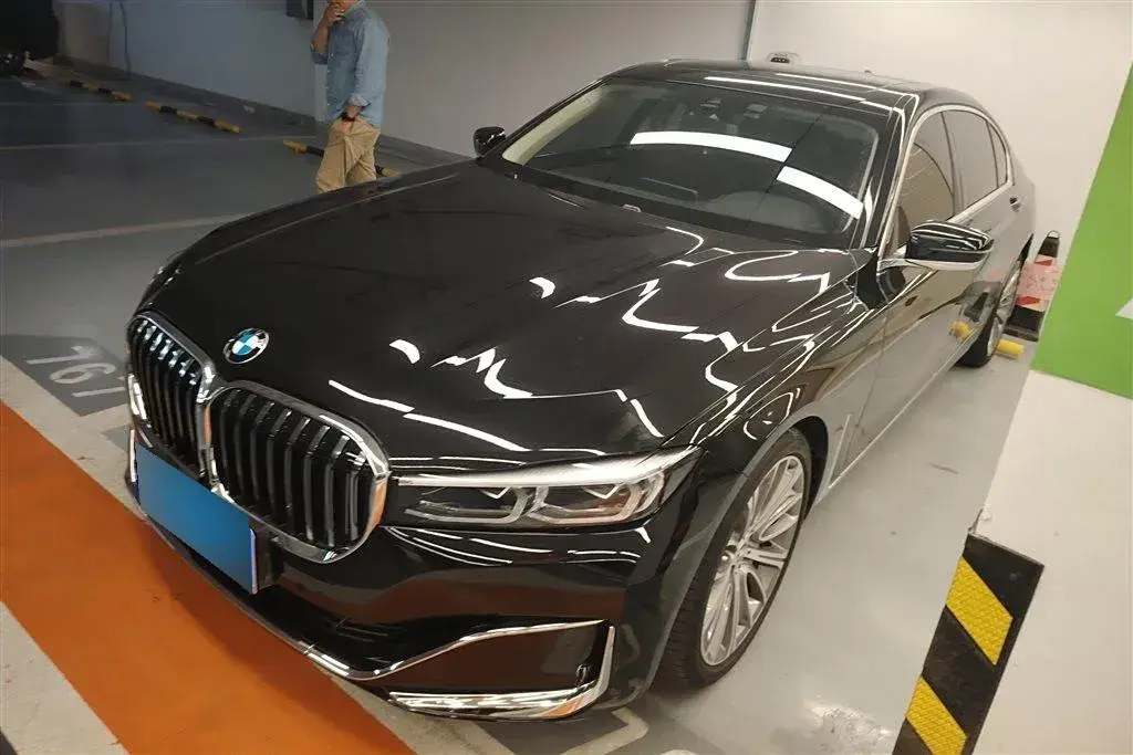 2019 BMW 7 Series 3.0T 340HP L6 8AT