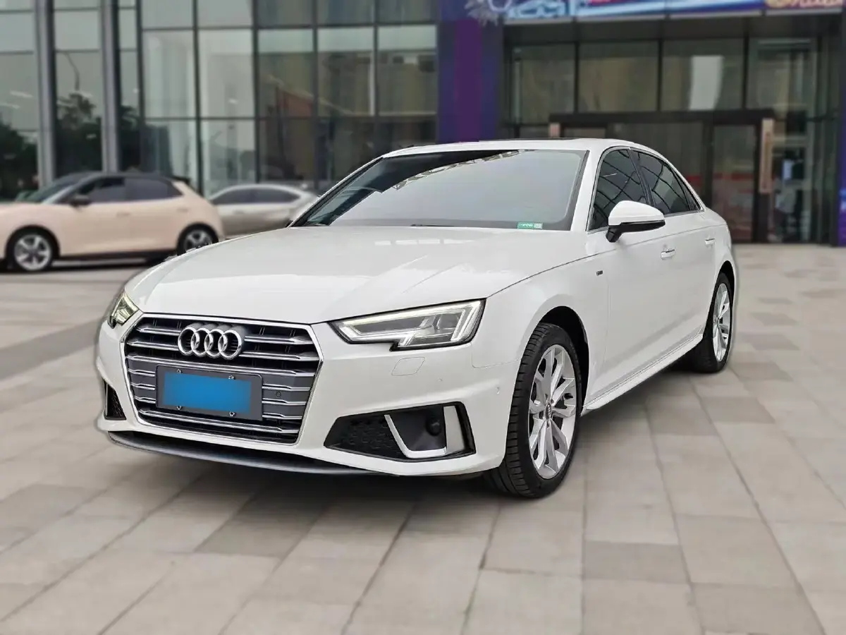 2019 Audi A4L 2.0T 190HP L4 7DCT