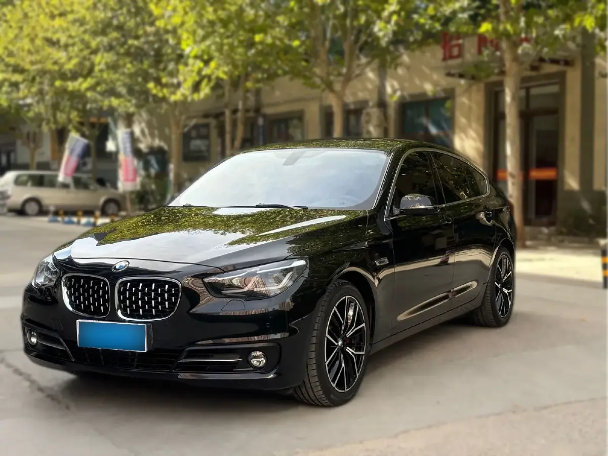 2014 BMW 5 Series GT 2.0T 245HP L4 8AT