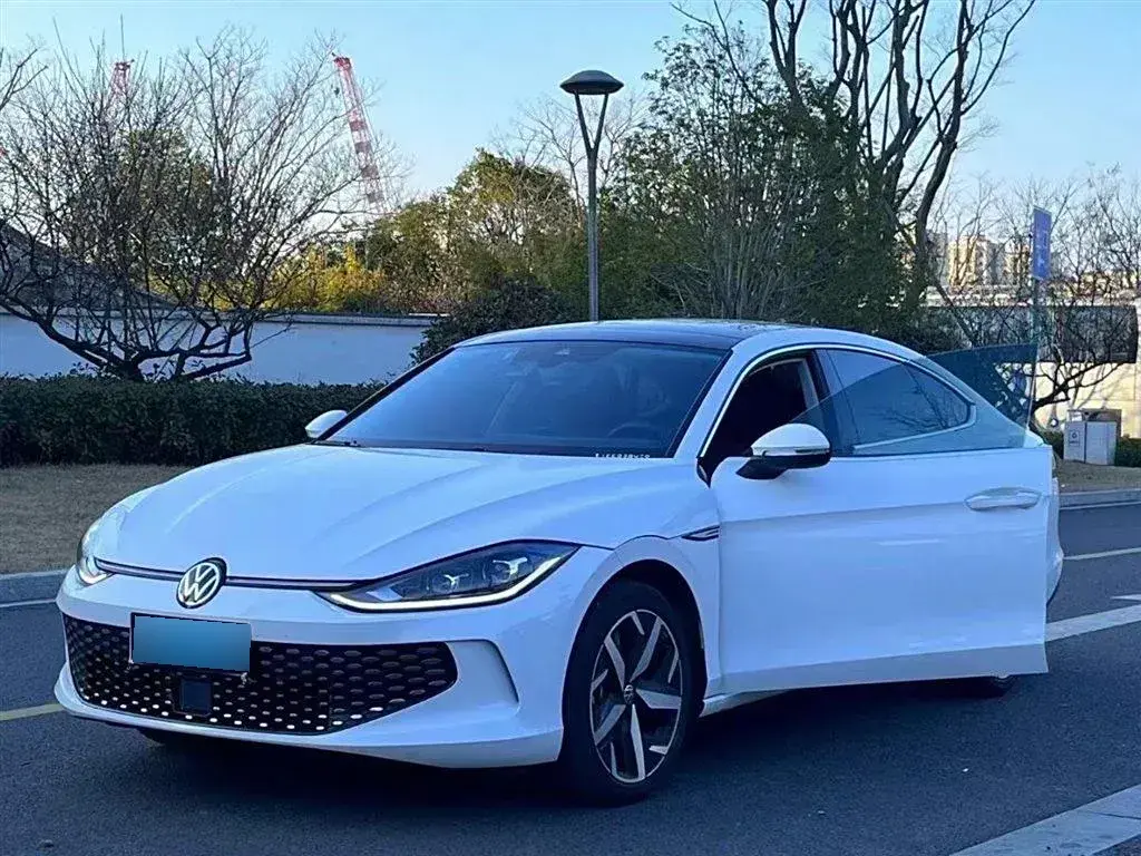 2022 Volkswagen Lamando 1.4T 150HP L4 7DCT