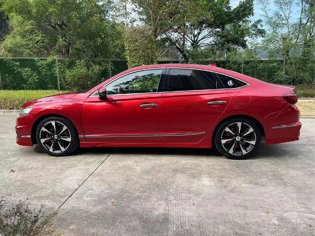 2015 Honda Spirior 2.4L 208HP L4 8DCT,autocango,china used car exporter,china ev exporter,chinese used car exporter,chinese used ev exporter