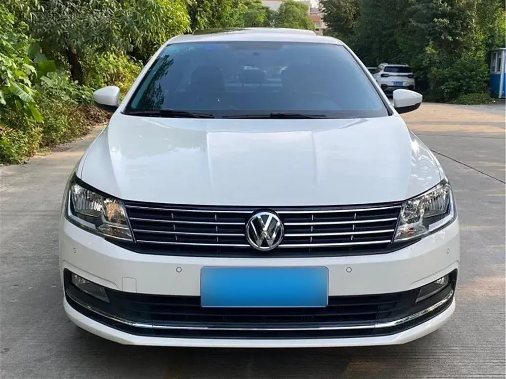 2017 Volkswagen Lavida 1.6L 110HP L4 6AT