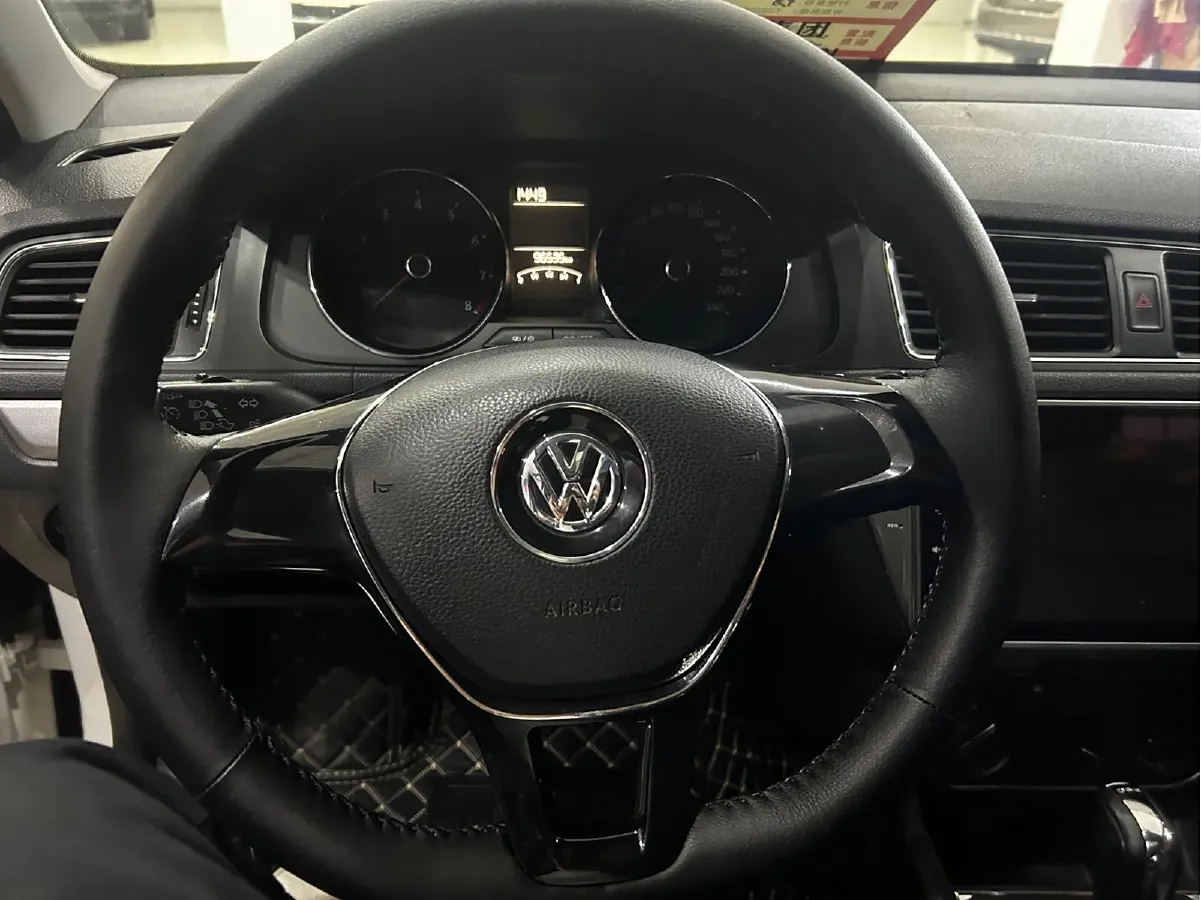 2015 Volkswagen Lavida 1.4T 131HP L4 7DCT,autocango,china used car exporter,china ev exporter,chinese used car exporter,chinese used ev exporter