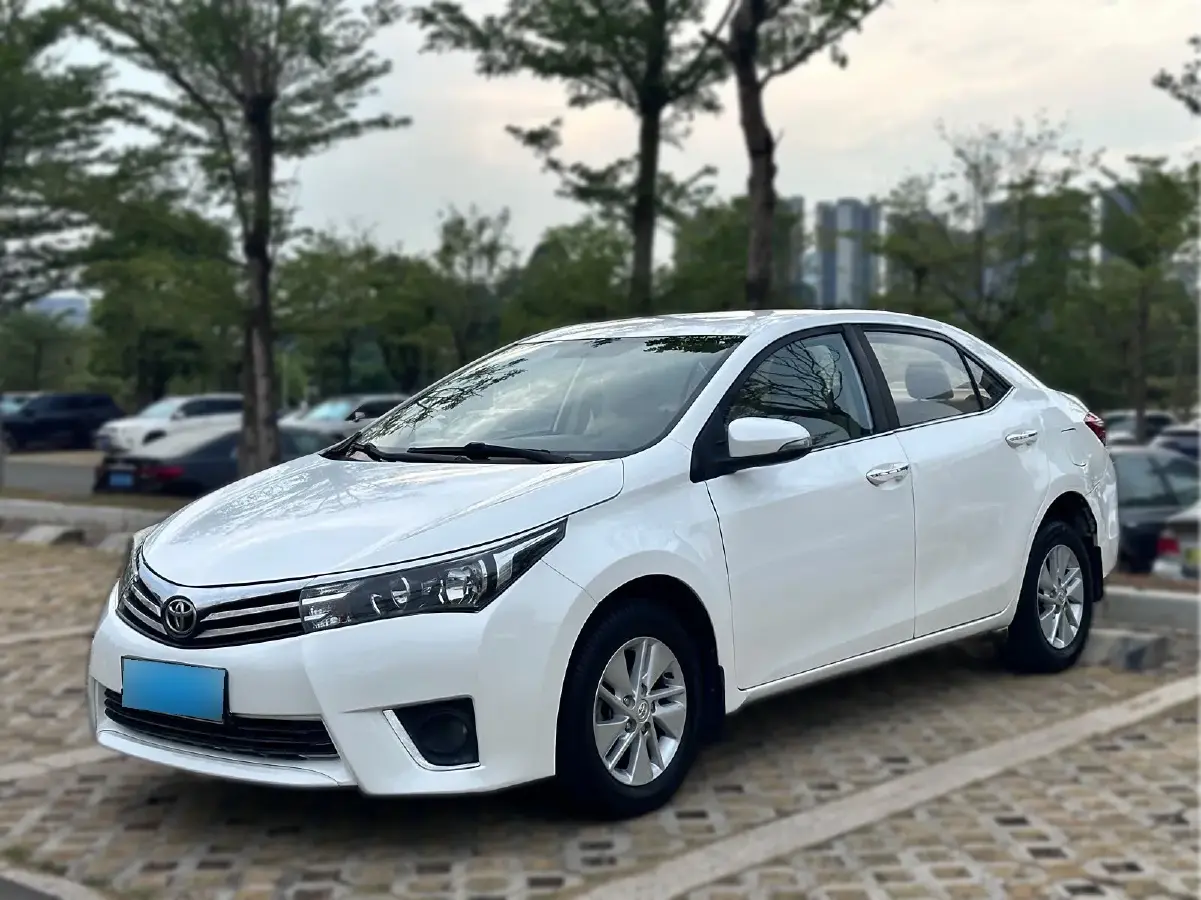 2014 Toyota Corolla 1.6L 122HP L4 CVT