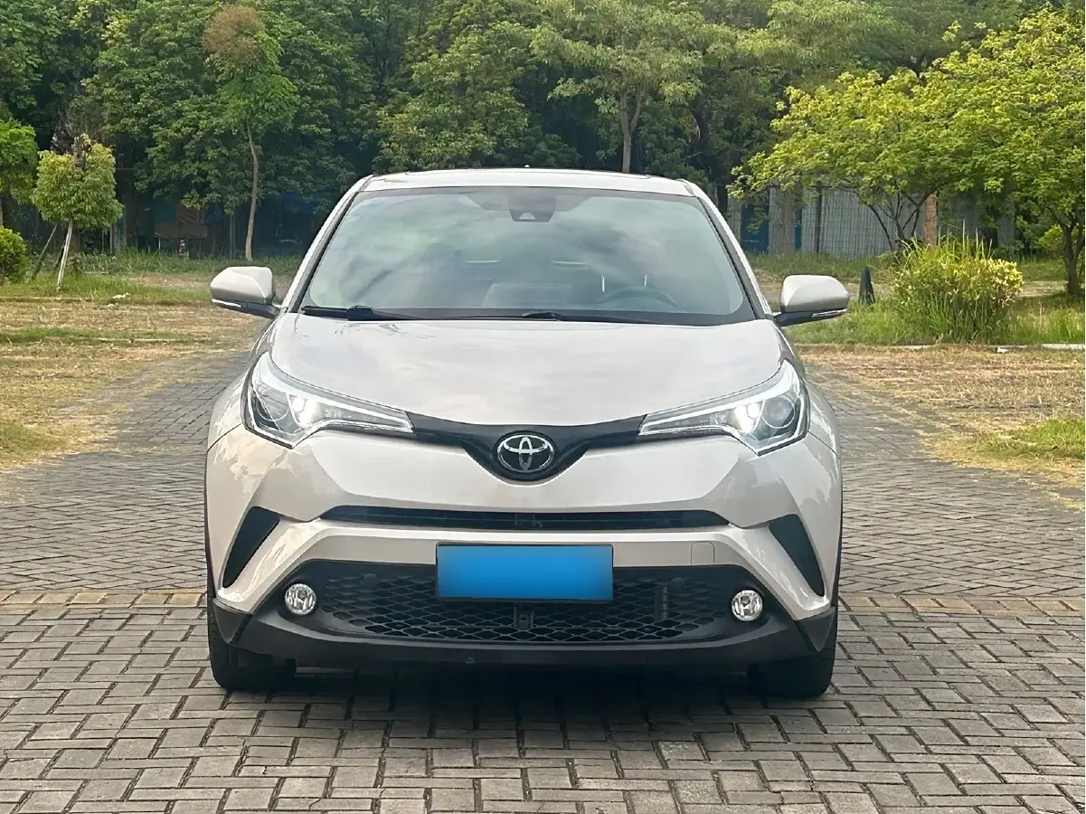 2020 Toyota C-HR 2.0L 171HP L4 CVT