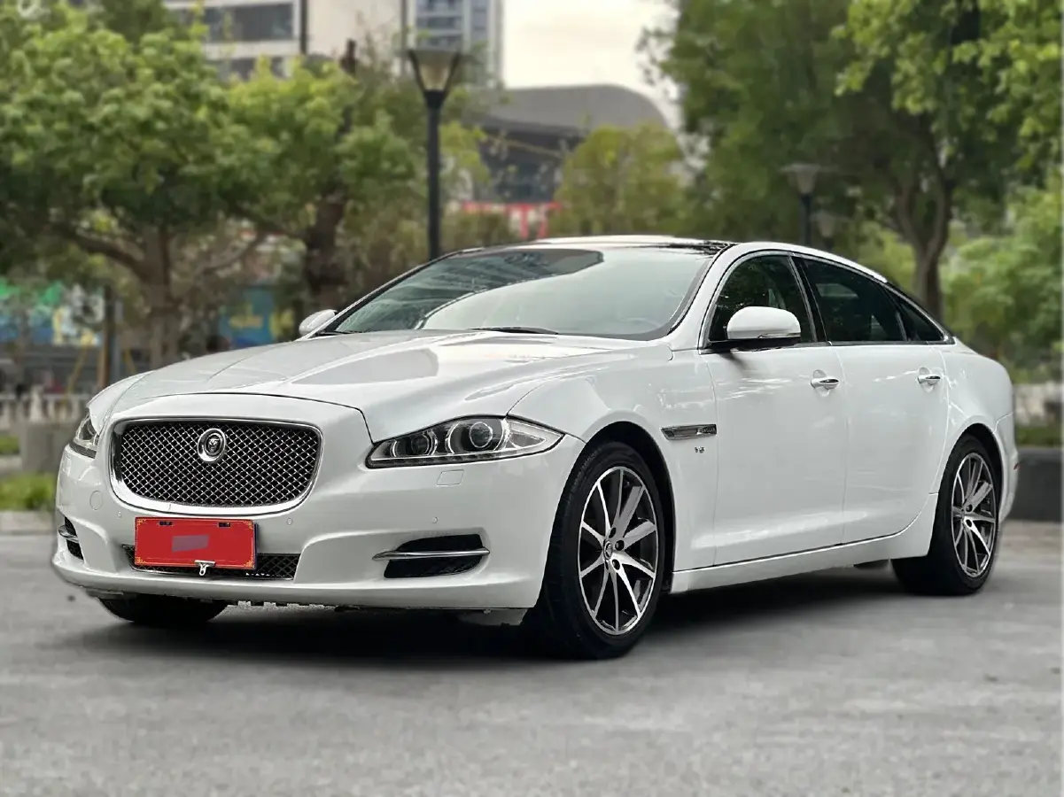 2012 Jaguar XJ 3.0L 238HP V6 6AT