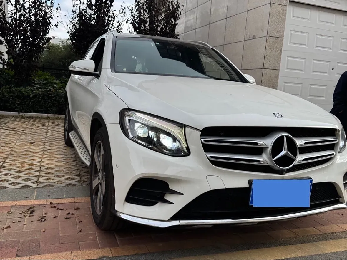 2017 Mercedes-Benz GLC Class 2.0T 245HP L4 9AT,autocango,china used car exporter,china ev exporter,chinese used car exporter,chinese used ev exporter