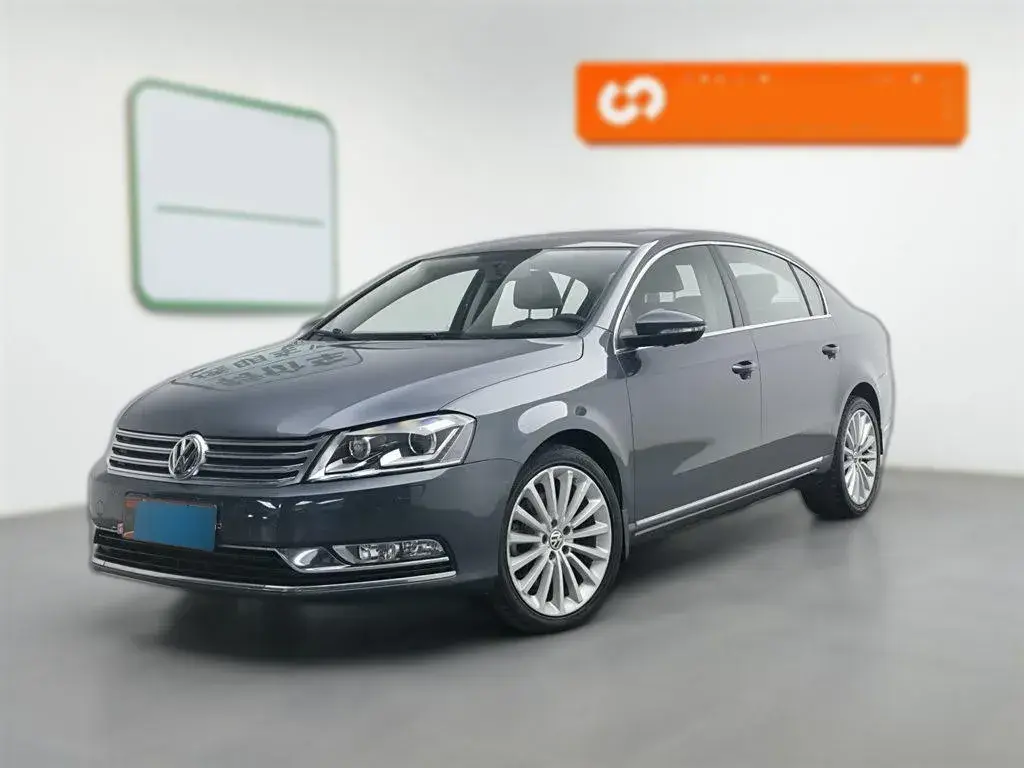 2012 Volkswagen Magotan 2.0T 200HP L4 6DCT