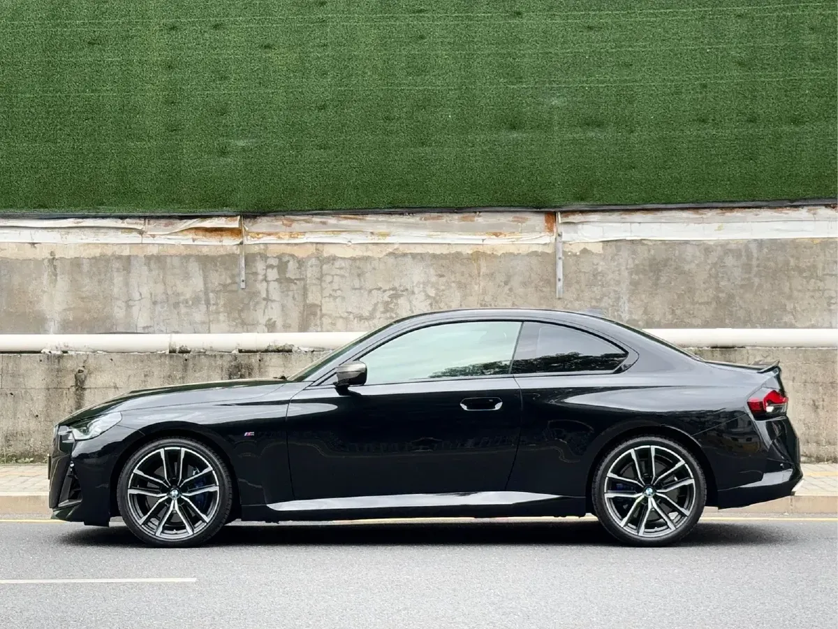 2023 BMW 3.0T 333HP L6 8AT,autocango,china used car exporter,china ev exporter,chinese used car exporter,chinese used ev exporter