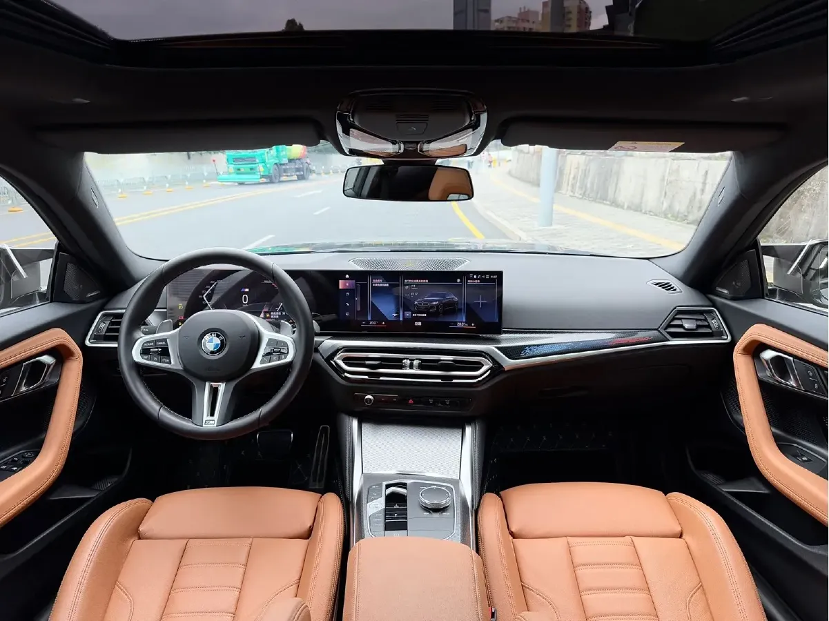 2023 BMW 3.0T 333HP L6 8AT,autocango,china used car exporter,china ev exporter,chinese used car exporter,chinese used ev exporter