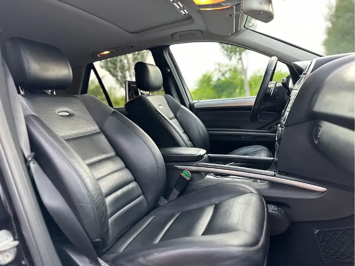2012 Mercedes-Benz M AMG 5.5T 525HP V8 7AT,autocango,china used car exporter,china ev exporter,chinese used car exporter,chinese used ev exporter