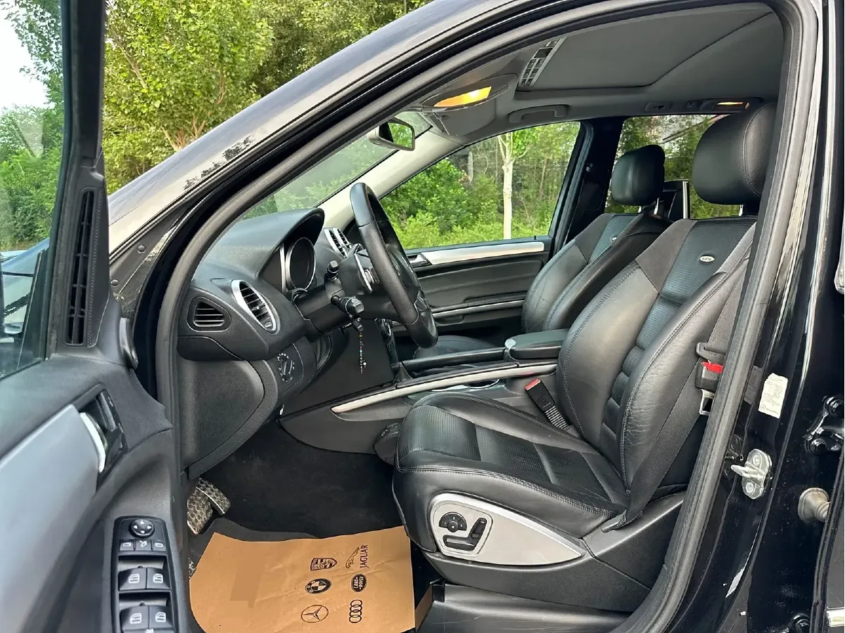 2012 Mercedes-Benz M AMG 5.5T 525HP V8 7AT,autocango,china used car exporter,china ev exporter,chinese used car exporter,chinese used ev exporter