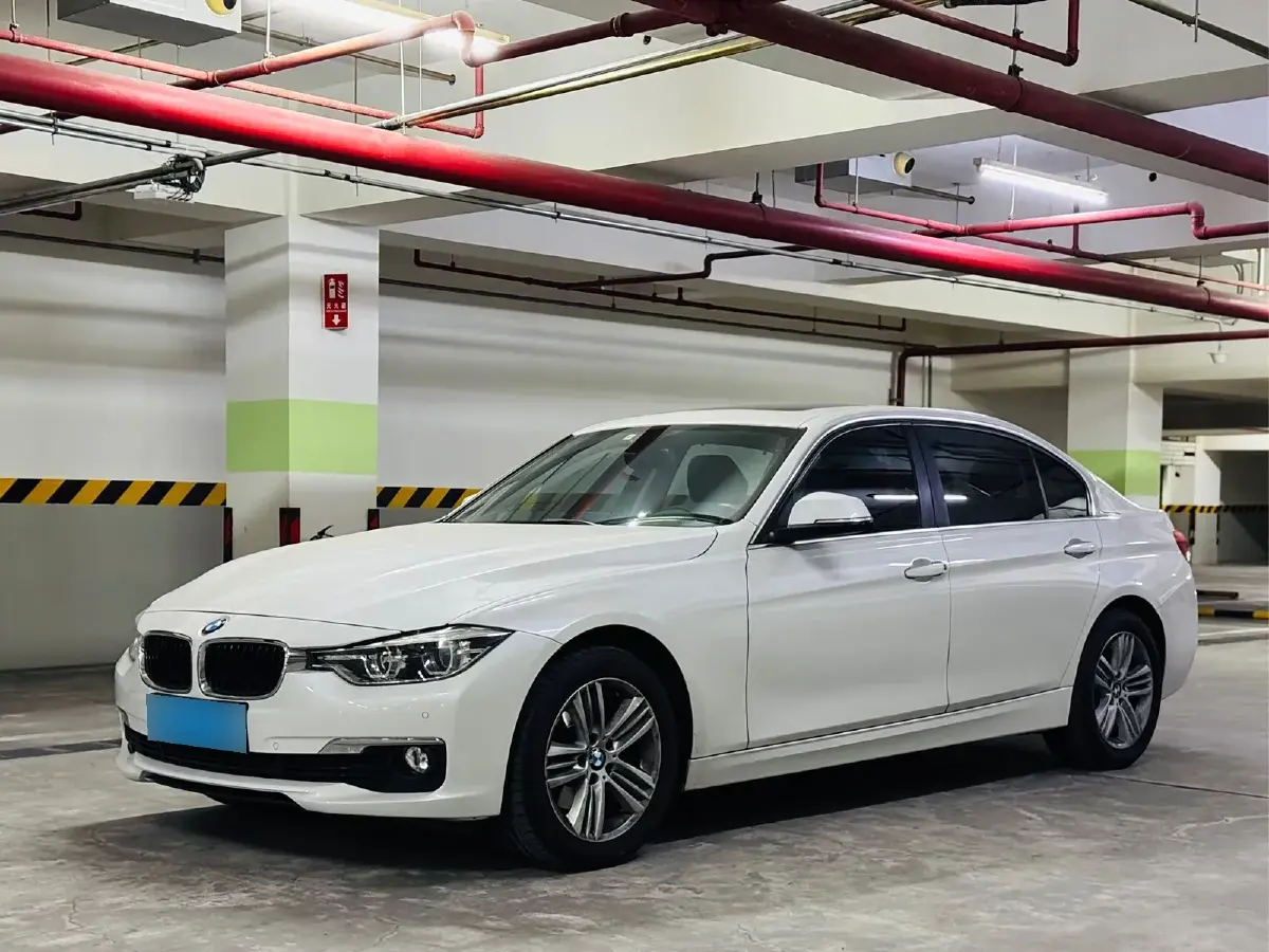 2016 BMW 3 Series 2.0T 184HP L4 8AT
