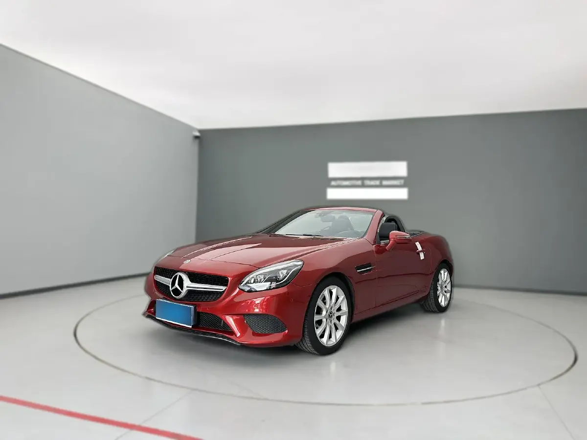 2018 Mercedes-Benz SLC Class 2.0T 211HP L4 9AT