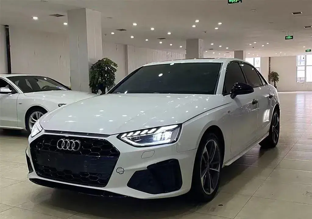 2020 Audi A4L 2.0T 190HP L4 7DCT